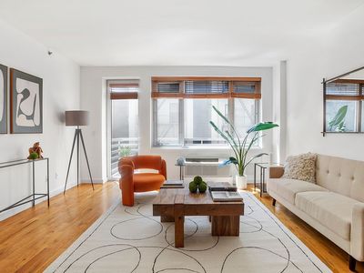 450 E 117th St APT 3B, New York, NY, 10035