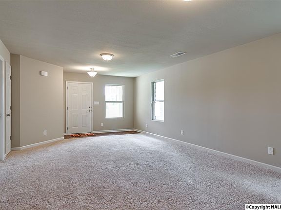 5th image of 189 Sedgewick Dr