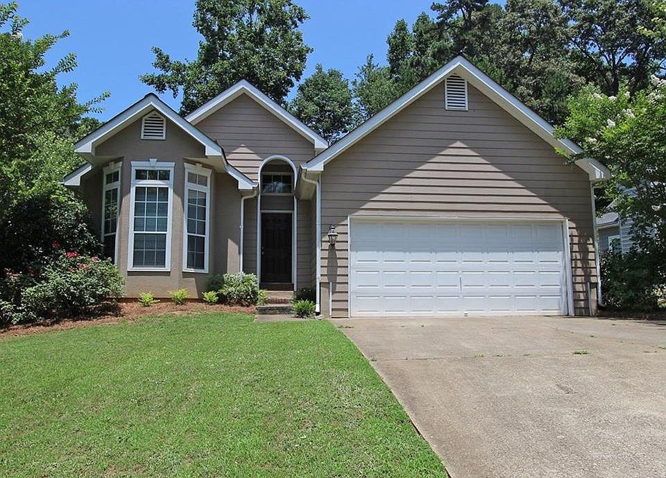 1st image of 900 Cauthen Ct NE