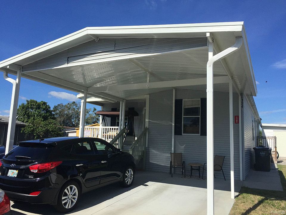 Nice 2 car carport