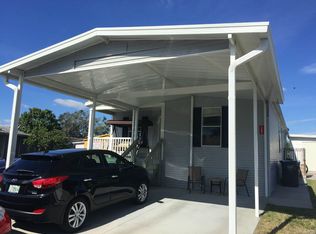 1340 Four Seasons Blvd, Tampa, FL 33613