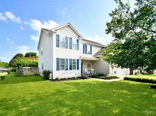 9419 Scotland Hall Ct, Charlotte, NC 28277