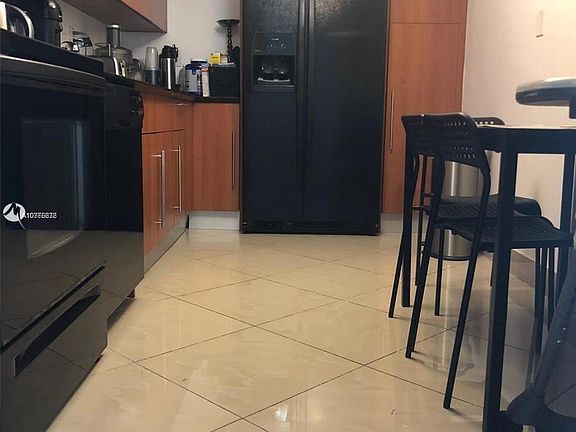 4th image of 3000 S Ocean Dr APT 912