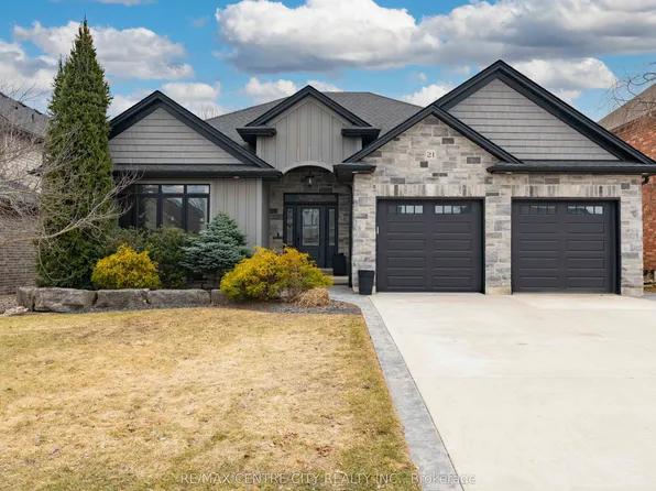 21 Belmont Ave, Tillsonburg, ON N4G 5V9