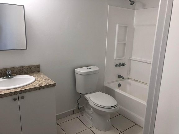4th image of 14931 SW 82nd Ln APT 501