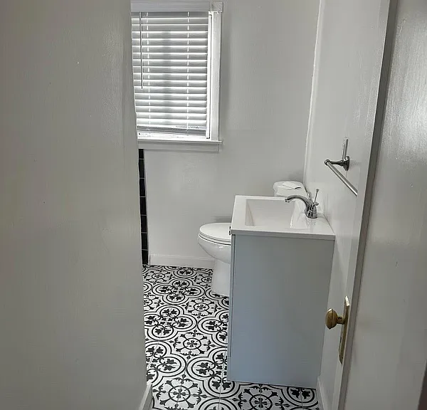 1406 Woolner Ave #B — Photo 8