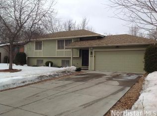 6040 111th Ave N, Champlin, MN 55316