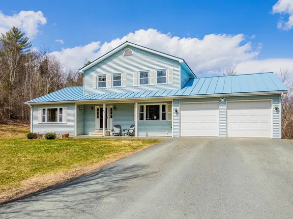 24 Chelsea Circle, Lebanon, NH 03784