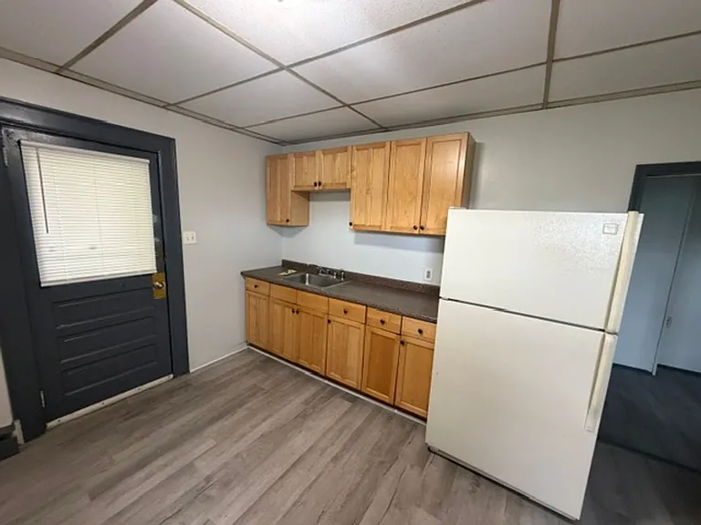159 N Main St — Photo 9