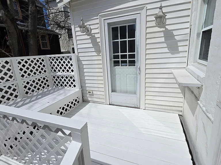 34 N Montgomery Ave — Photo 19