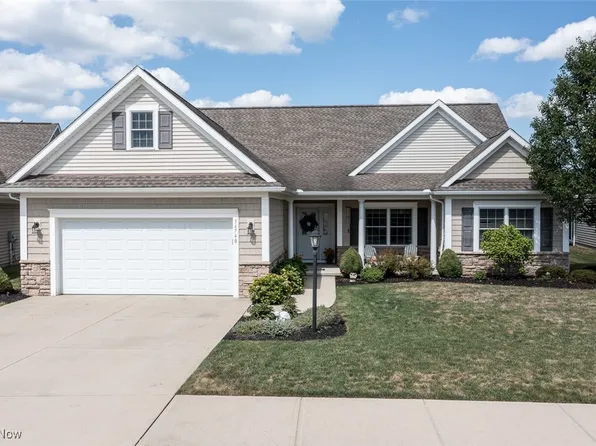 34740 Legends Way, Grafton, OH 44044