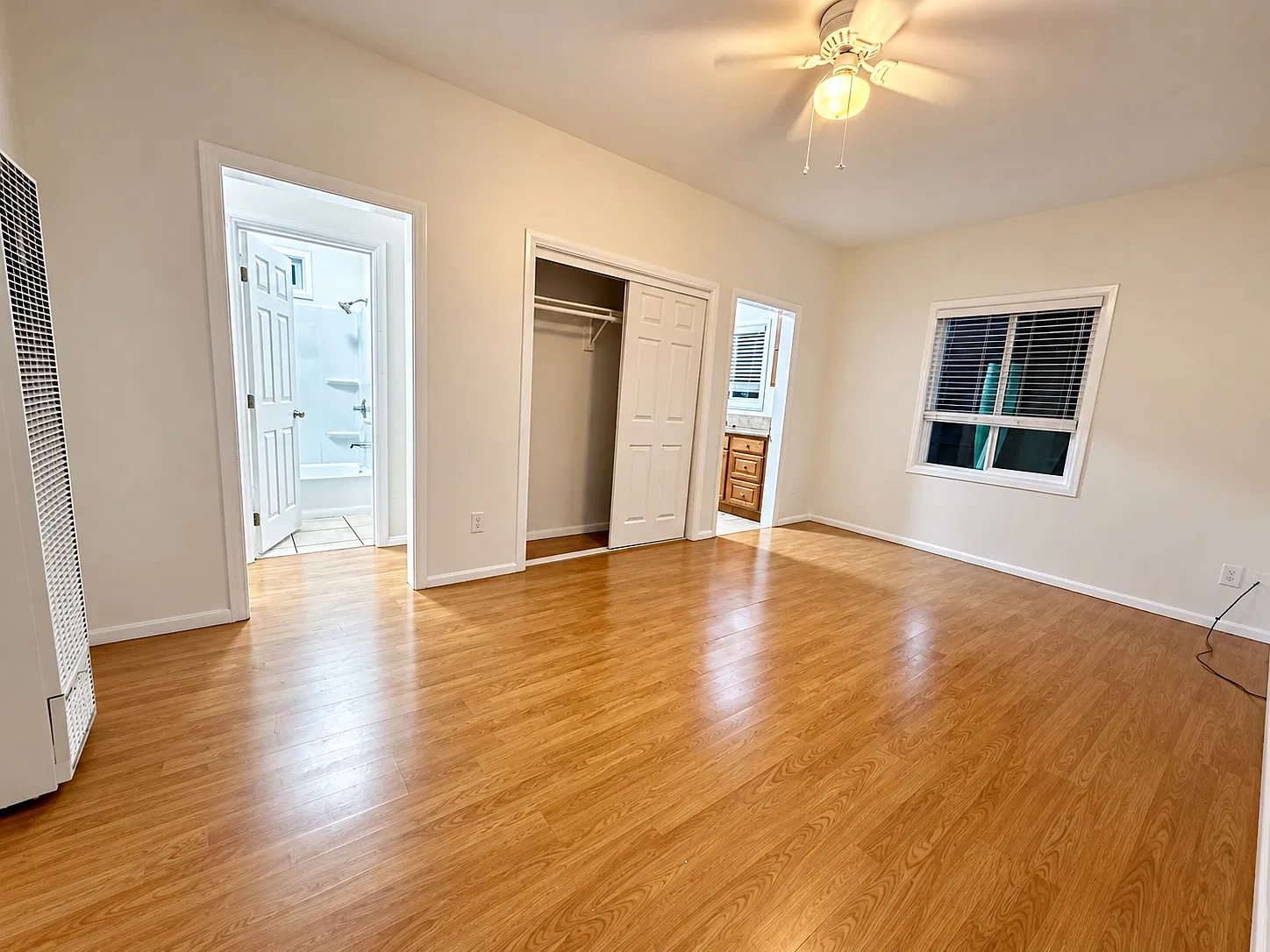 2 bed, 730 sqft, $2,095 — Photo 4