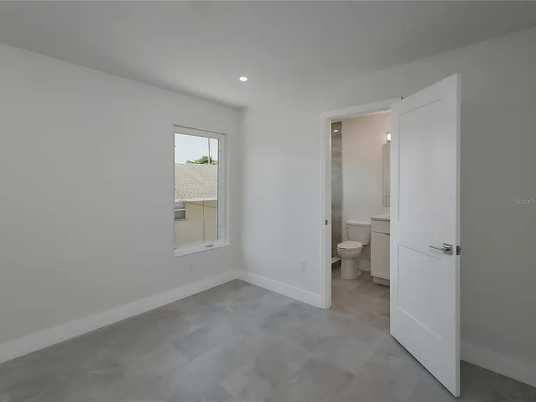310 Hibiscus St #B — Photo 43