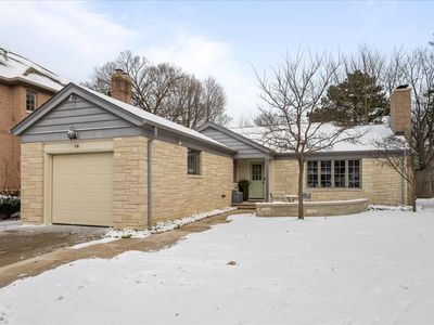 416 Pine Manor Dr, Wilmette, IL, 60091