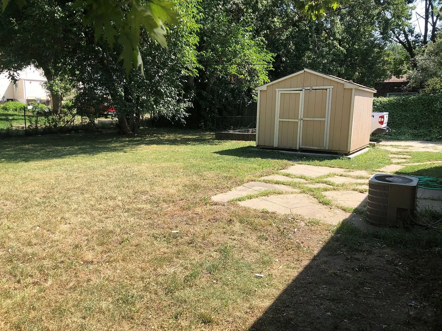 3BR Brick House — Photo 4