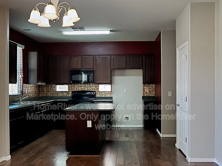 3706 S 54th Gln — Photo 9