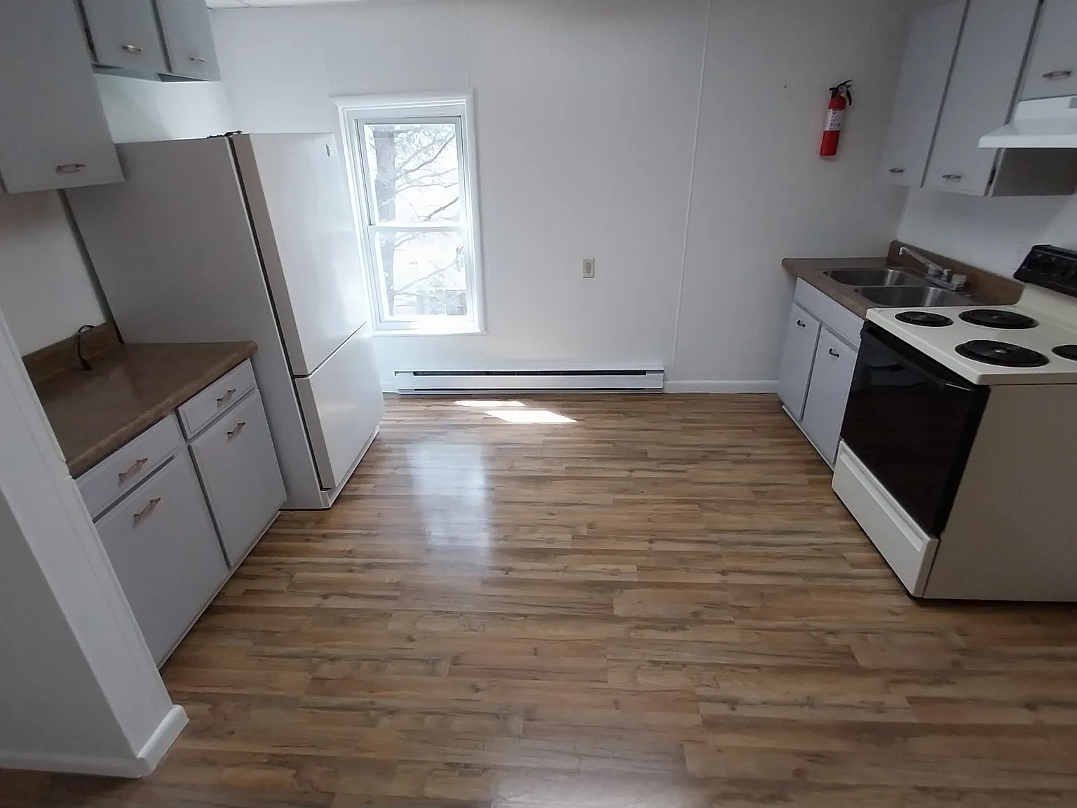 2 bed, $850 — Photo 3