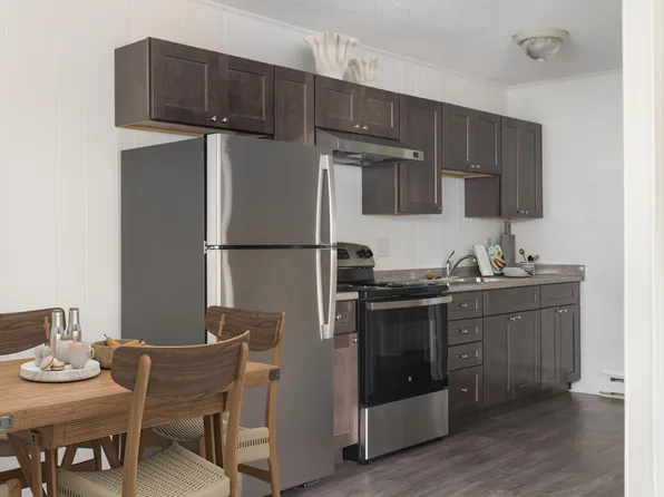 Pembroke Place Apartments