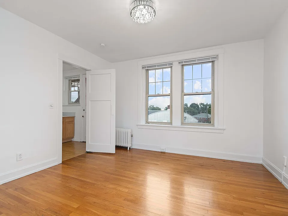 4330 Smith Rd Dining Room