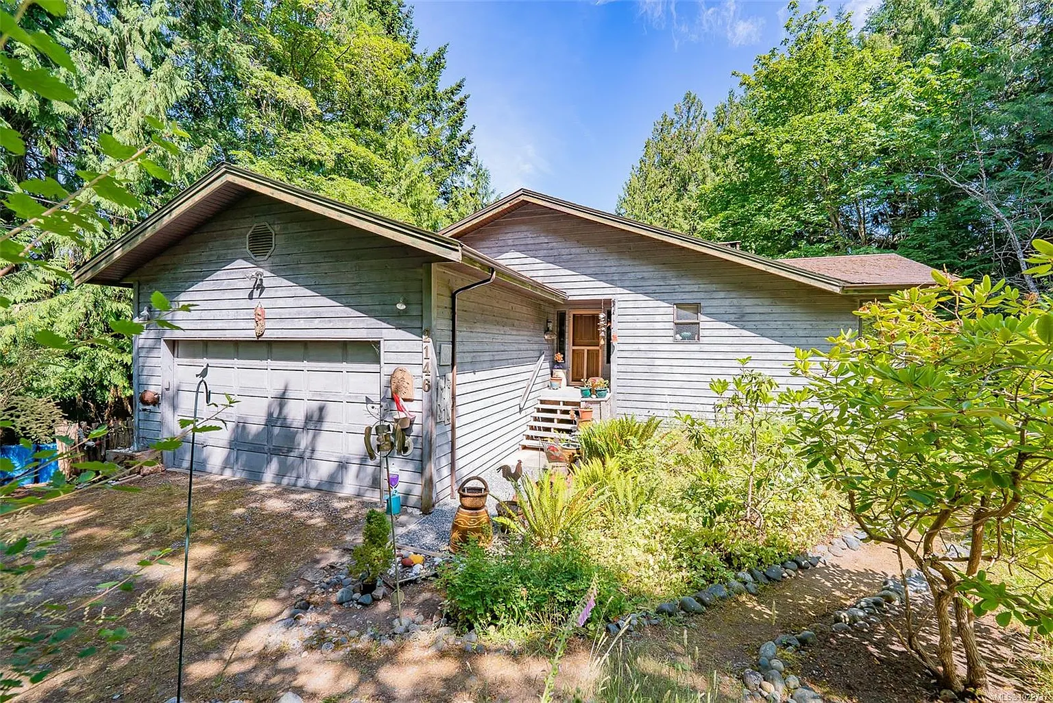 2146 Pauls Rd photo 1