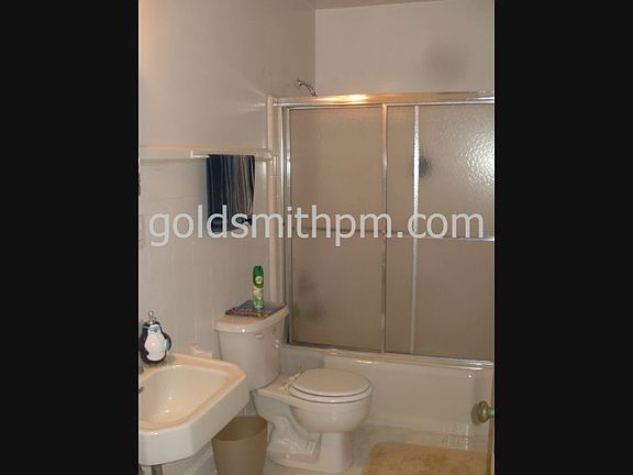 3rd image of 1 Byrd Blvd APT 5