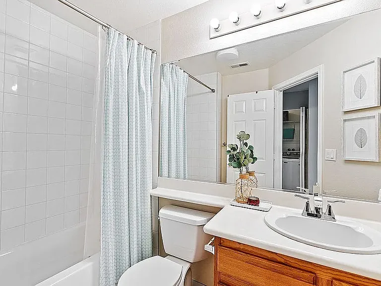 125 Sydney Ln — Photo 15