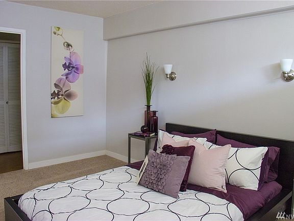 5th image of 235 Broadway Unit 620
