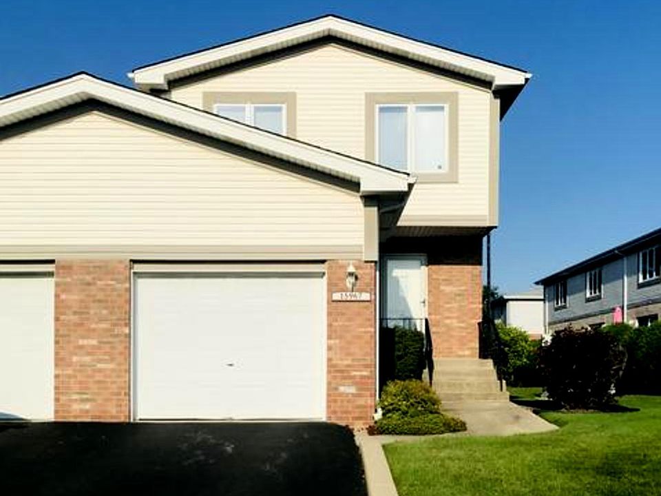 1st image of 15967 Blackwater Ct