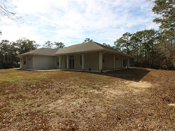 5th image of 4832 N Elm Dr