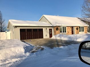 1230 12th Ave SW, Minot, ND 58701