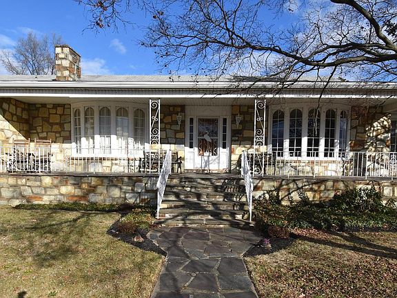 2nd image of 515 Rutgers Ave