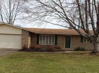 7460 Carmen Dr NW, North Canton, OH 44720