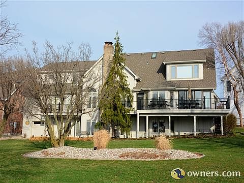 Well landscaped w/ concrete curbing throughout