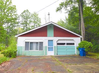 5486 N Fox Rd, Sanford, MI 48657