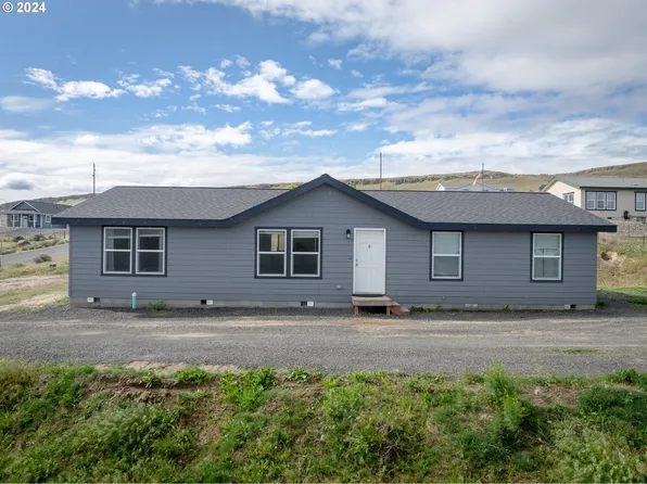 1255 Wright Rd, Arlington, OR 97812