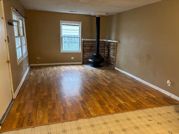 2nd image of 1511 W Park Ave