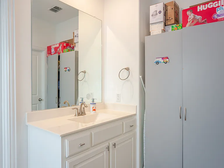 6642 Gavin Dr — Photo 14