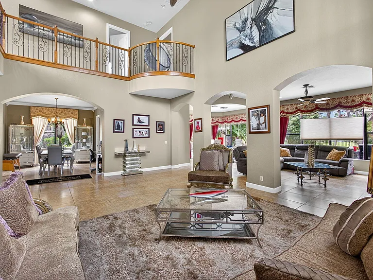3501 Collonade Dr — Photo 11