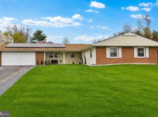 10 Thornhill Ct, Willingboro, NJ