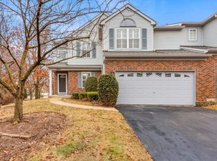 2862 Caldwell Ln, Geneva, IL 60134