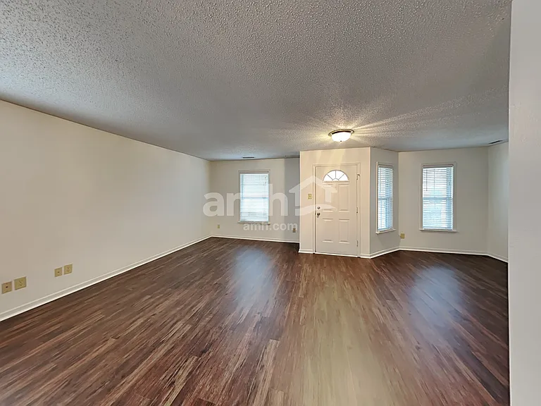 2322 Bristol Dr — Photo 7