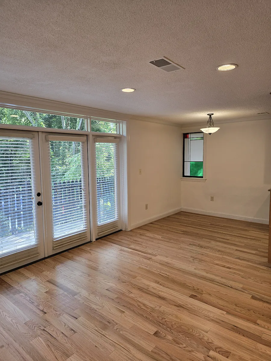 Building Photo - 120 Alden Ave NW #F2