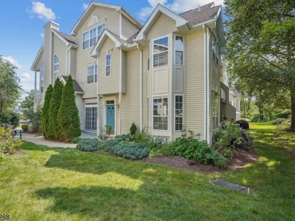 64 Hancock Dr, Morris Twp., NJ 07960