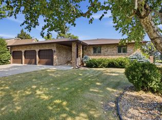 120 Prairiewood Dr S, Fargo, ND 58103