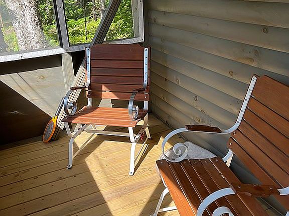 Screened in front porch 