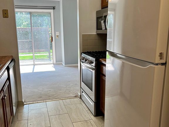 2nd image of 3118 Whispering Hills Dr #3118