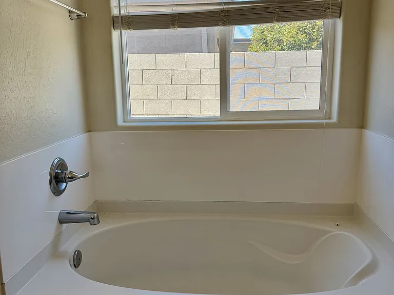 1721 N Eloisa Ln — Photo 17