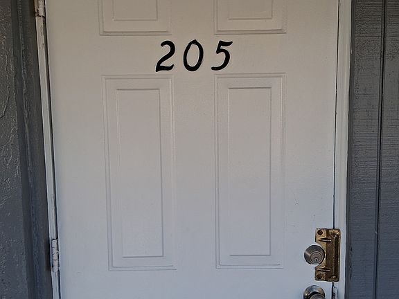 2nd image of 27 W Crystal Ave #205