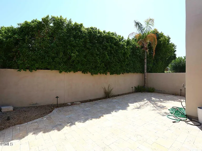 7305 E Del Acero Dr — Photo 58