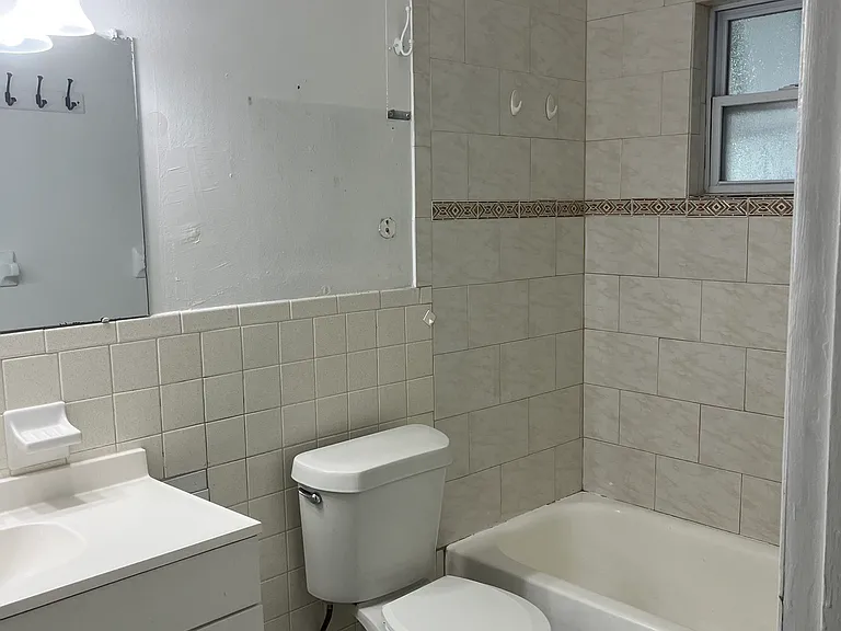 3535 Dahlia Pl #B — Photo 5